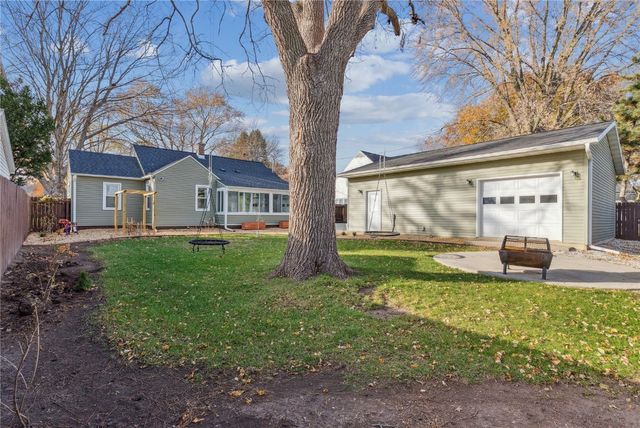 117 Lombard Street, Waterloo, IA 50702