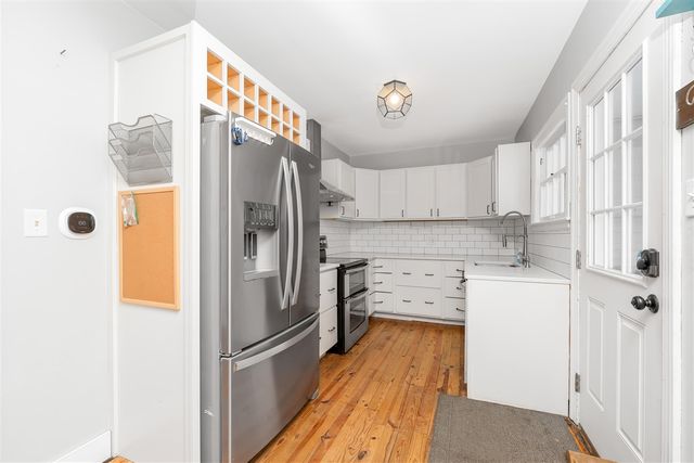 729 Edgemoor Avenue, Kalamazoo, MI 49008