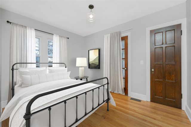 729 Edgemoor Avenue, Kalamazoo, MI 49008