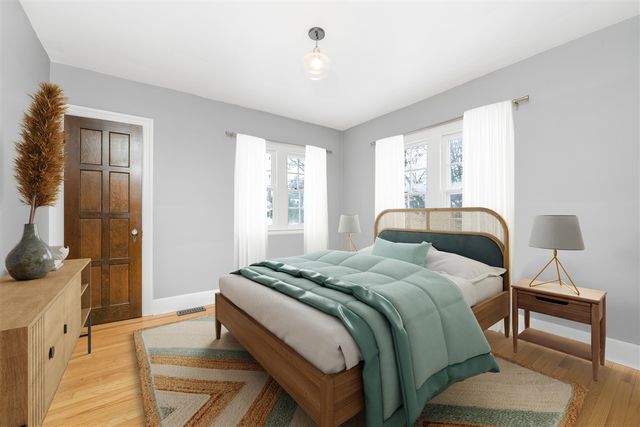 729 Edgemoor Avenue, Kalamazoo, MI 49008