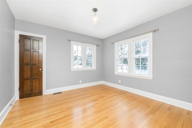 729 Edgemoor Avenue, Kalamazoo, MI 49008