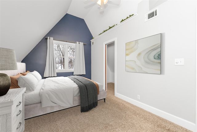 729 Edgemoor Avenue, Kalamazoo, MI 49008