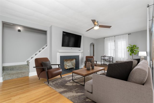 729 Edgemoor Avenue, Kalamazoo, MI 49008