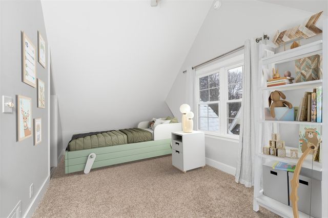 729 Edgemoor Avenue, Kalamazoo, MI 49008