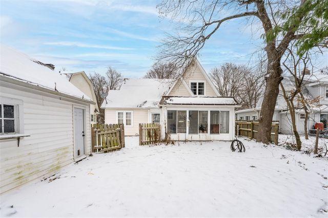 729 Edgemoor Avenue, Kalamazoo, MI 49008