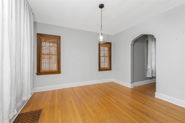 729 Edgemoor Avenue, Kalamazoo, MI 49008