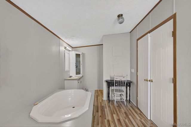 1905 County Road 34 Road, Clanton, AL 35045