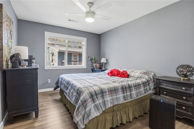 1155 N Sunset Drive, Fayetteville, AR 72701