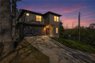 1155 N Sunset Drive, Fayetteville, AR 72701