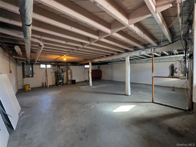 420 Townline Road, Hauppauge, NY 11788