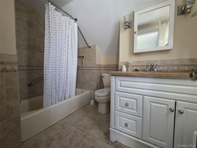 420 Townline Road, Hauppauge, NY 11788