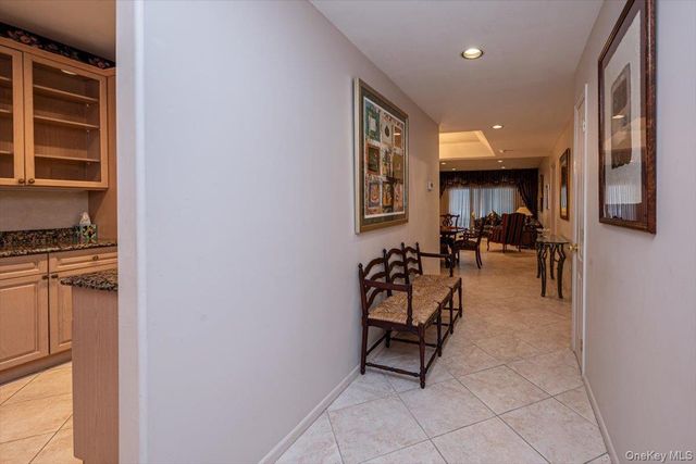 37 Windwatch Drive, Hauppauge, NY 11788