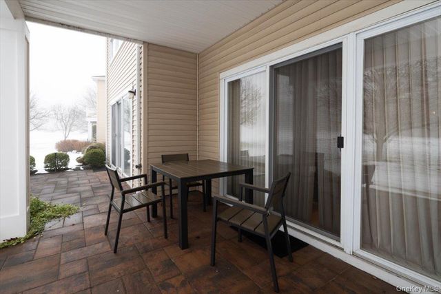 37 Windwatch Drive, Hauppauge, NY 11788