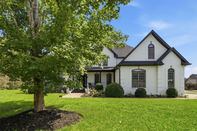 2205 Oakleigh Dr, Murfreesboro, TN 37129