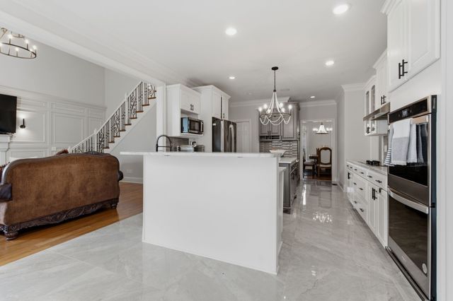 2205 Oakleigh Dr, Murfreesboro, TN 37129