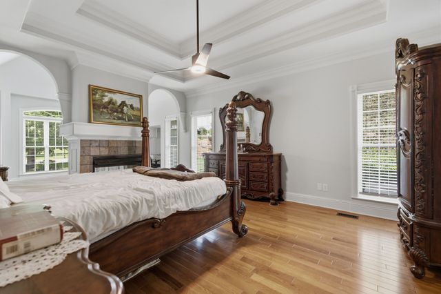 2205 Oakleigh Dr, Murfreesboro, TN 37129