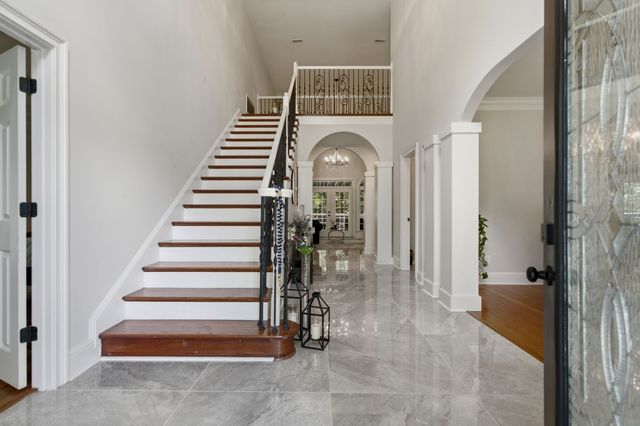 2205 Oakleigh Dr, Murfreesboro, TN 37129