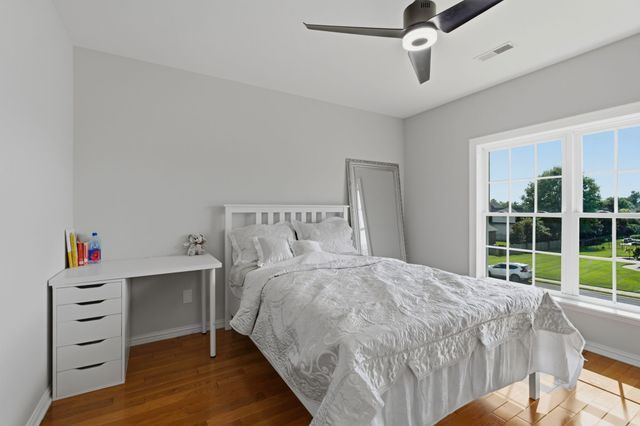 2205 Oakleigh Dr, Murfreesboro, TN 37129