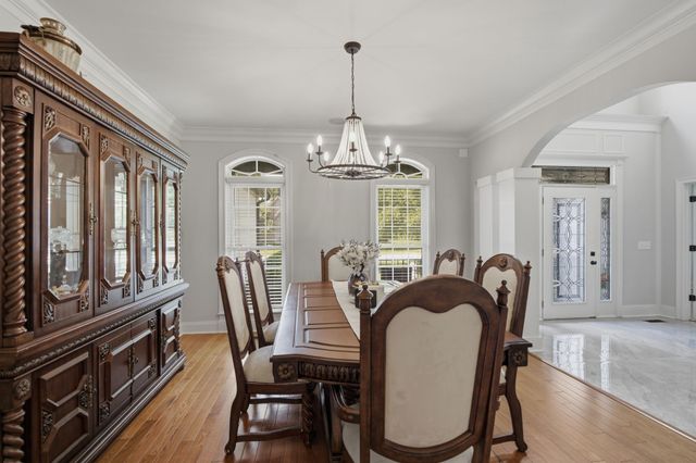 2205 Oakleigh Dr, Murfreesboro, TN 37129