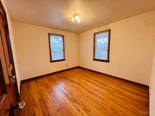 7905 Plainfield Road, Deer Park, OH 45236