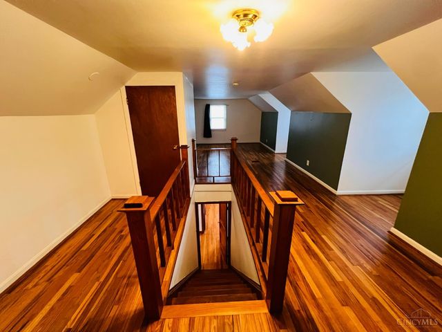 7905 Plainfield Road, Deer Park, OH 45236