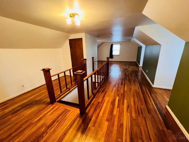 7905 Plainfield Road, Deer Park, OH 45236