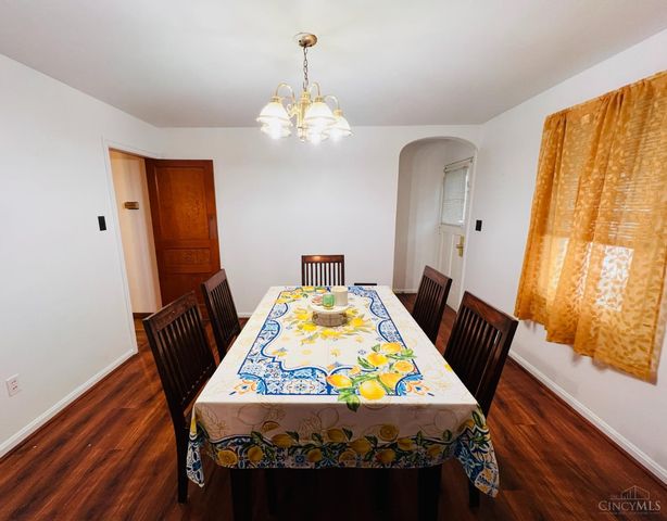 7905 Plainfield Road, Deer Park, OH 45236