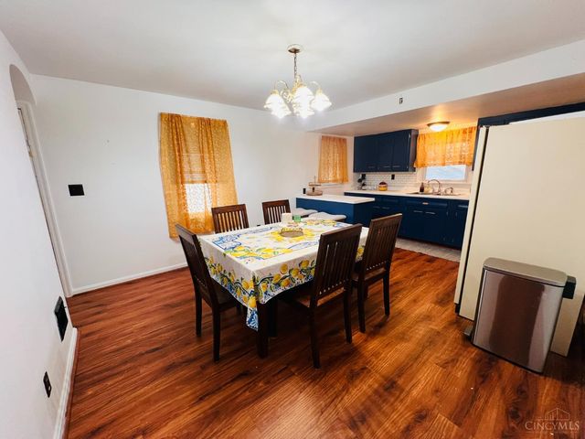 7905 Plainfield Road, Deer Park, OH 45236