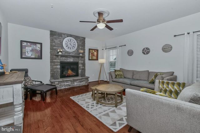 1113 LONG FARM CIR, Brunswick, MD 21716