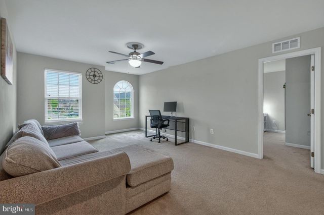 1113 LONG FARM CIR, Brunswick, MD 21716