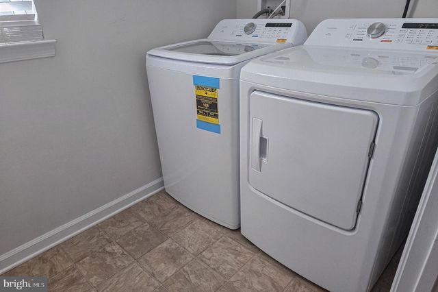 1113 LONG FARM CIR, Brunswick, MD 21716