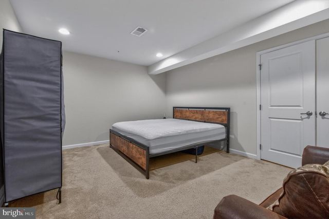 1113 LONG FARM CIR, Brunswick, MD 21716