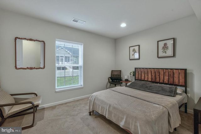 1113 LONG FARM CIR, Brunswick, MD 21716