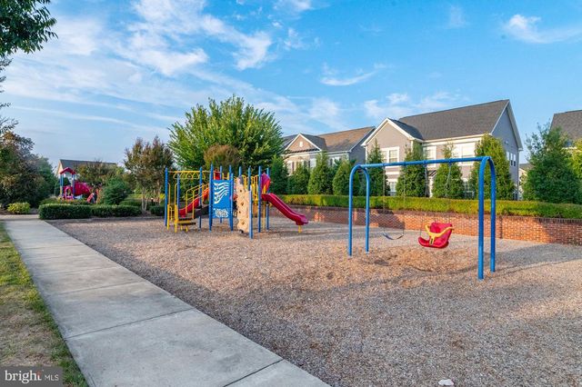 1113 LONG FARM CIR, Brunswick, MD 21716