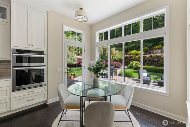 23115 SE 44th Street, Sammamish, WA 98075