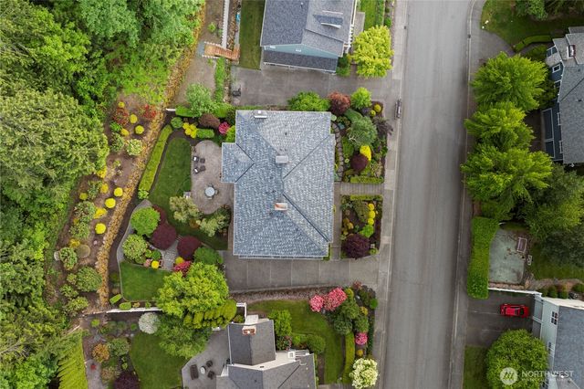 23115 SE 44th Street, Sammamish, WA 98075