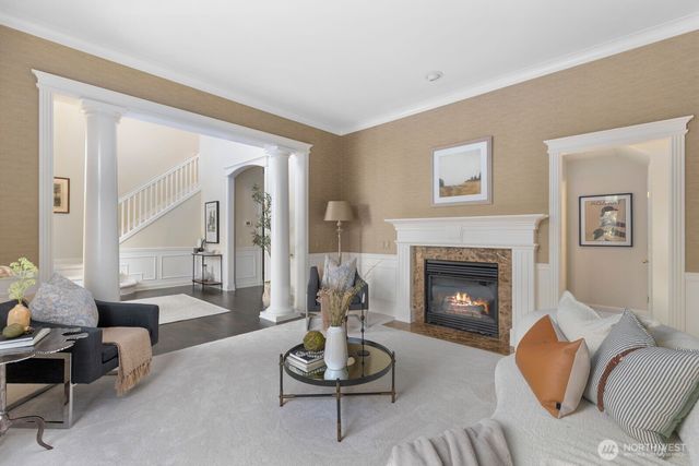 23115 SE 44th Street, Sammamish, WA 98075