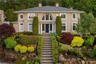 23115 SE 44th Street, Sammamish, WA 98075