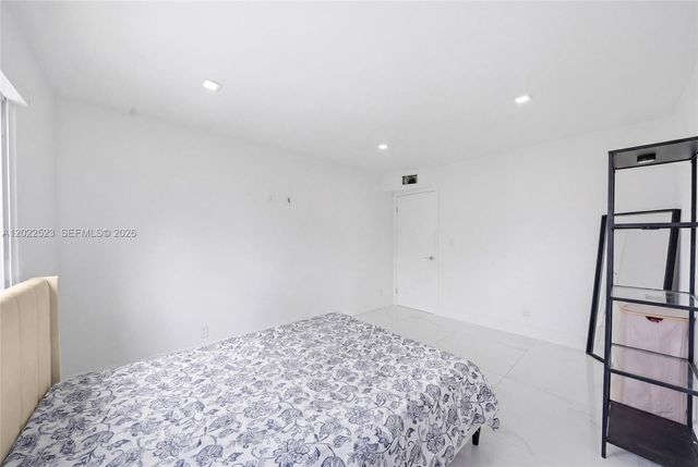 455 NE 210th Terrace, Miami, FL 33179