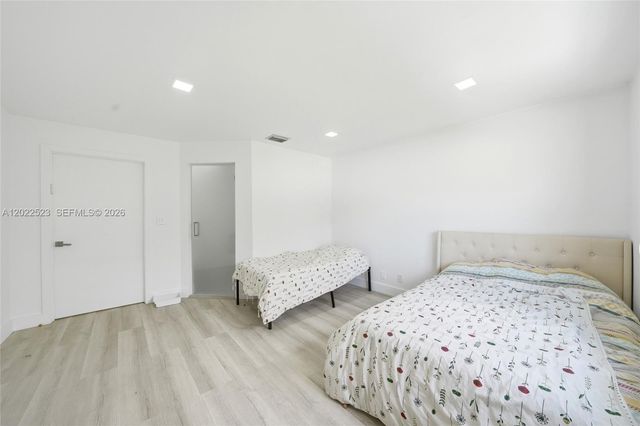 455 NE 210th Terrace, Miami, FL 33179