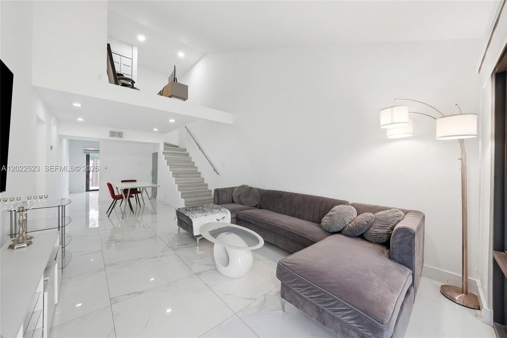 455 NE 210th Terrace, Miami, FL 33179