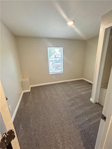 5246 Lyon Avenue, Kansas City, MO 64123