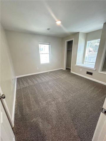 5246 Lyon Avenue, Kansas City, MO 64123