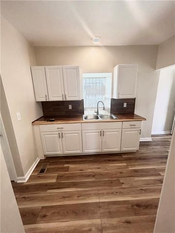5246 Lyon Avenue, Kansas City, MO 64123