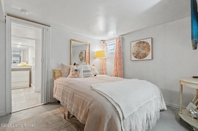 211 Pennsylvania Ave, Louisville, KY 40206