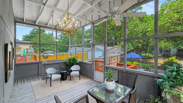 211 Pennsylvania Ave, Louisville, KY 40206