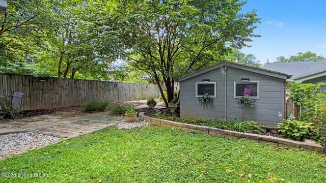 211 Pennsylvania Ave, Louisville, KY 40206