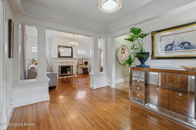211 Pennsylvania Ave, Louisville, KY 40206