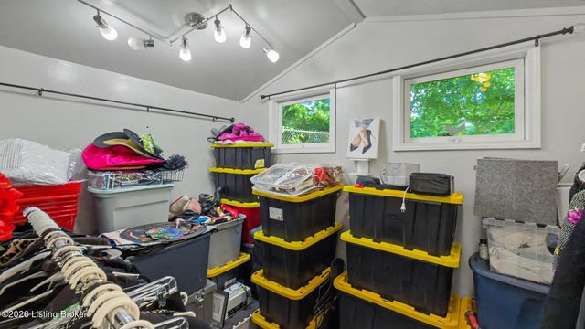 211 Pennsylvania Ave, Louisville, KY 40206