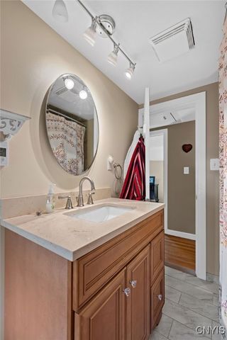 303 Bronson Road, Geddes, NY 13219